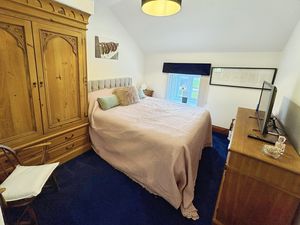 Photo 16- click for photo gallery